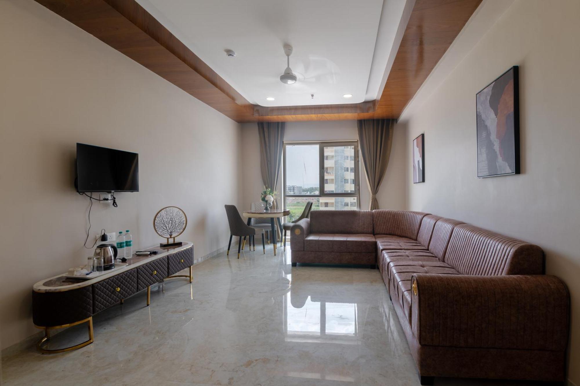 Vits Satyajeet Karad Hotel Exterior photo