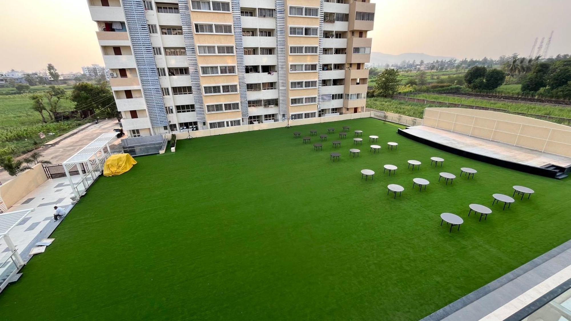 Vits Satyajeet Karad Hotel Exterior photo